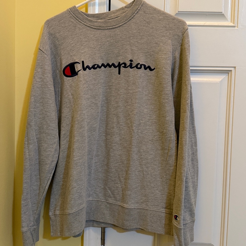 Champion Heather Gray Crewneck Sweatshirt